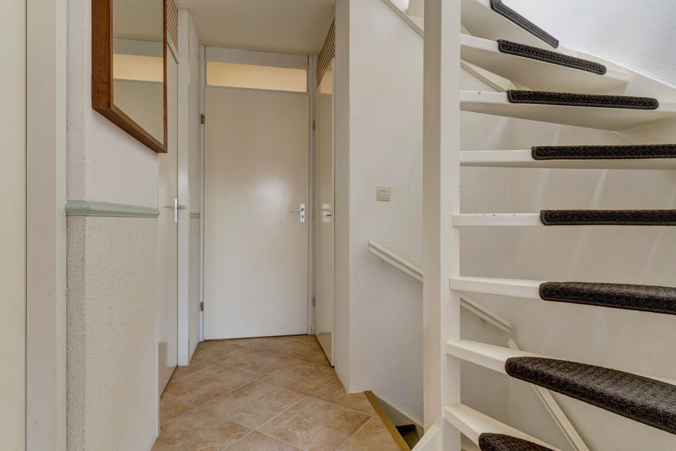 Spacious terraced house with 4 bedrooms near the center of Westervoort — 24