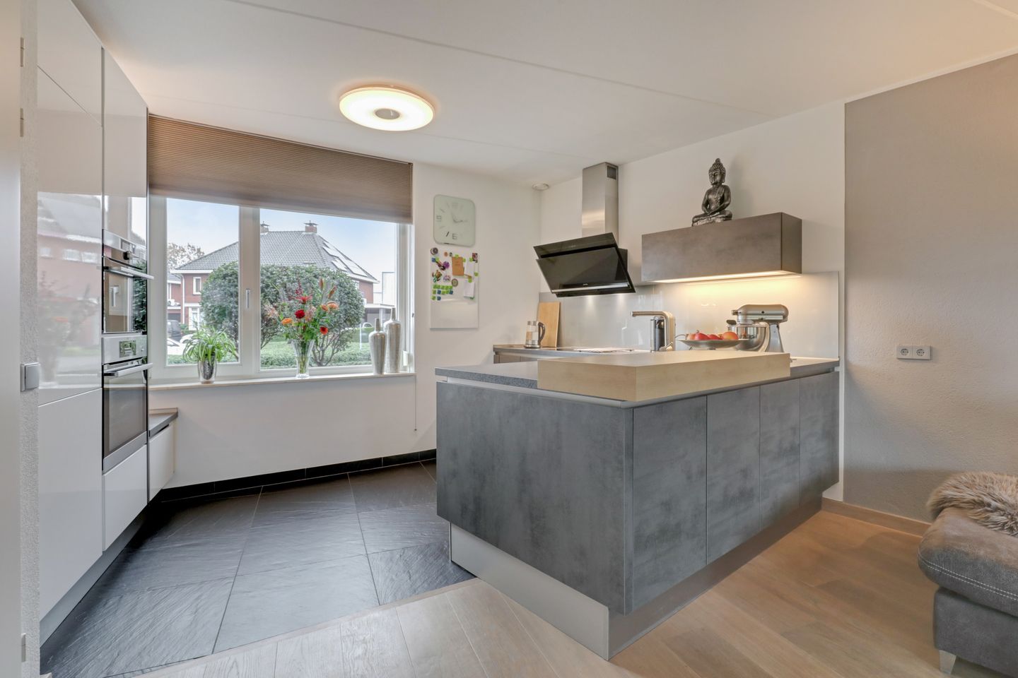 Photo 5 of Willem Schuurmanlaan 17