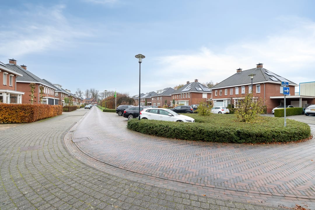 Photo 47 of Willem Schuurmanlaan 17