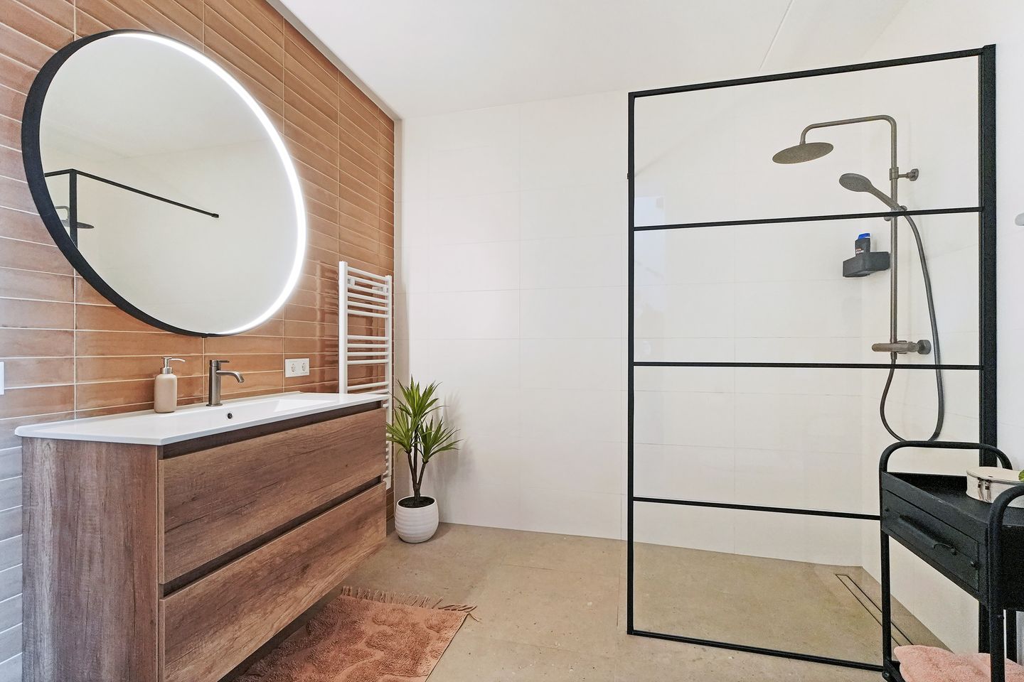 Foto 34 van Miles Davisstraat 49