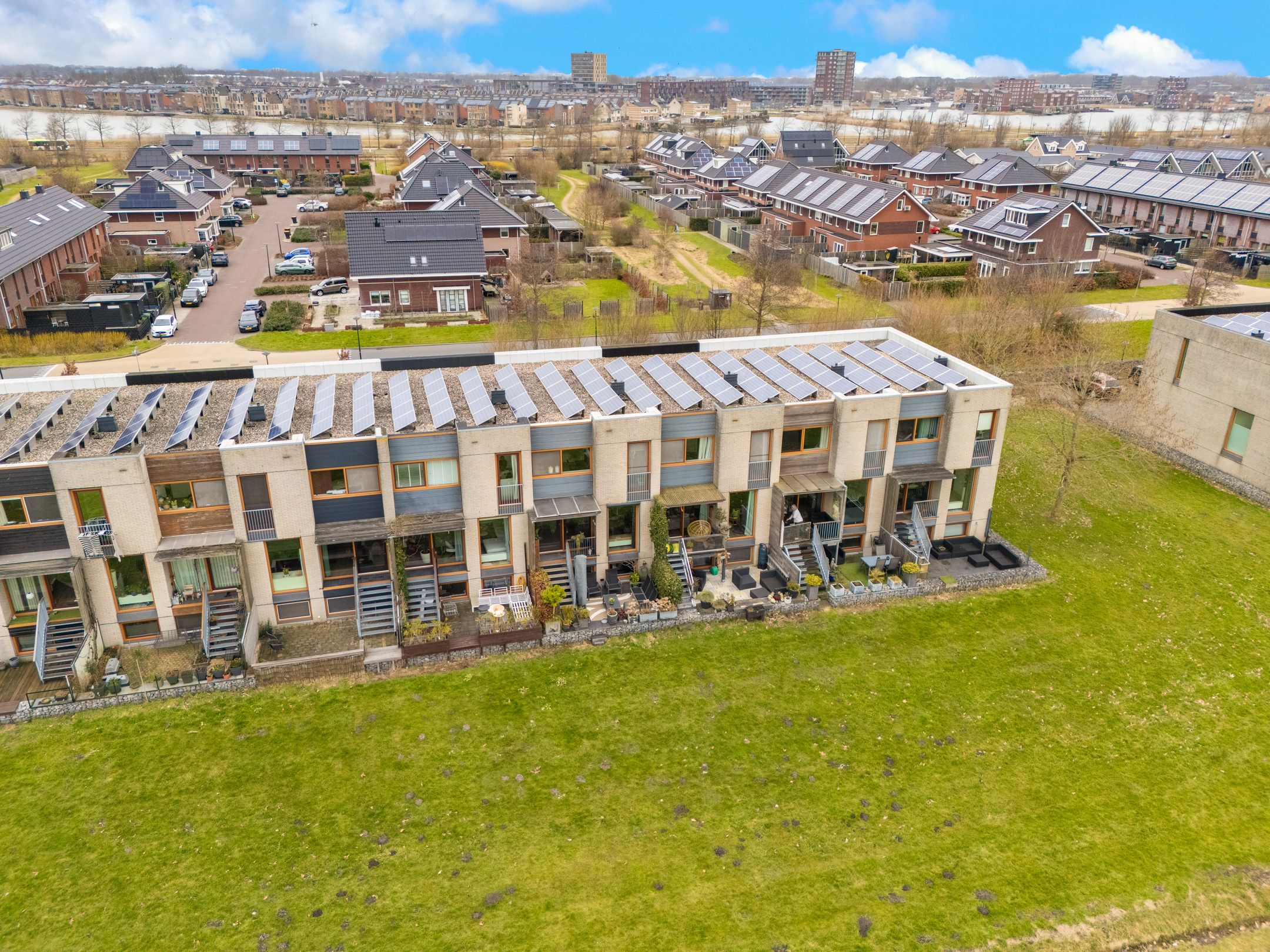 Photo 39 of Weegbree 21