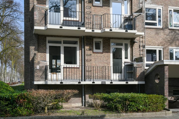 Photo 4 of Karel de Grotelaan 291