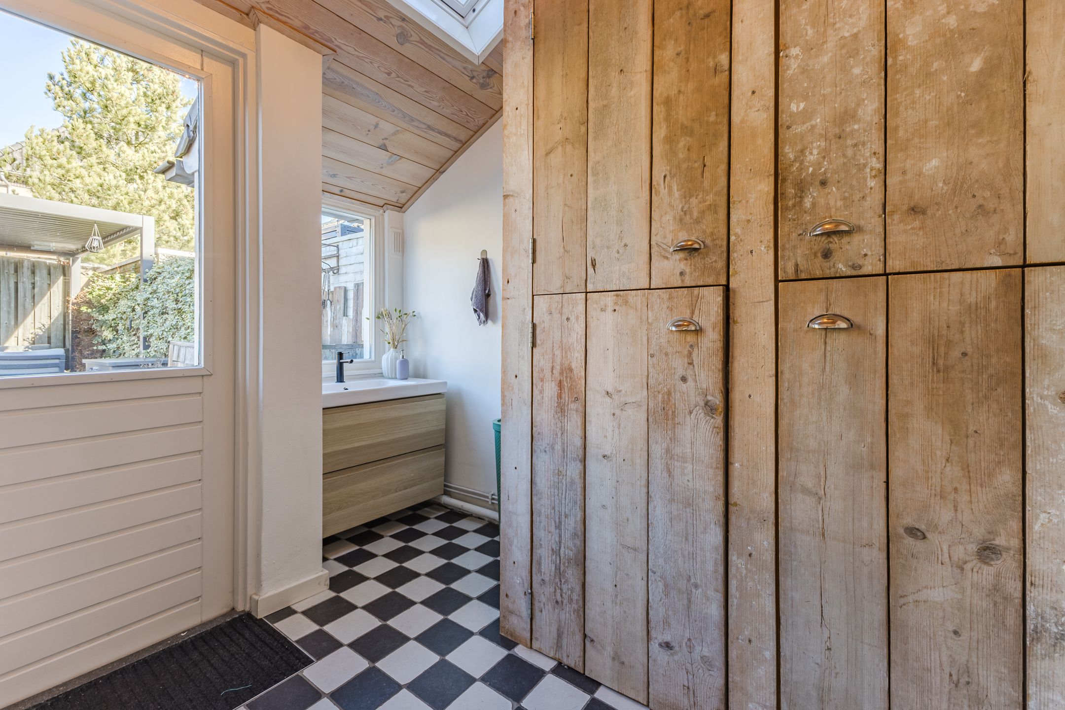 Foto 18 van Schadewijkstraat 4