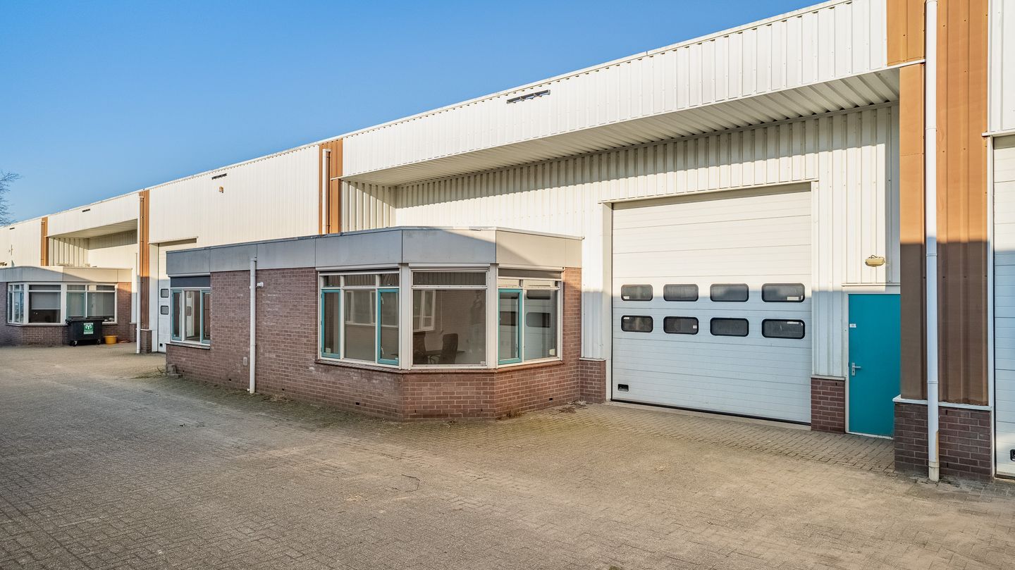 View photo 3 of Bedrijvenpark Twente 322