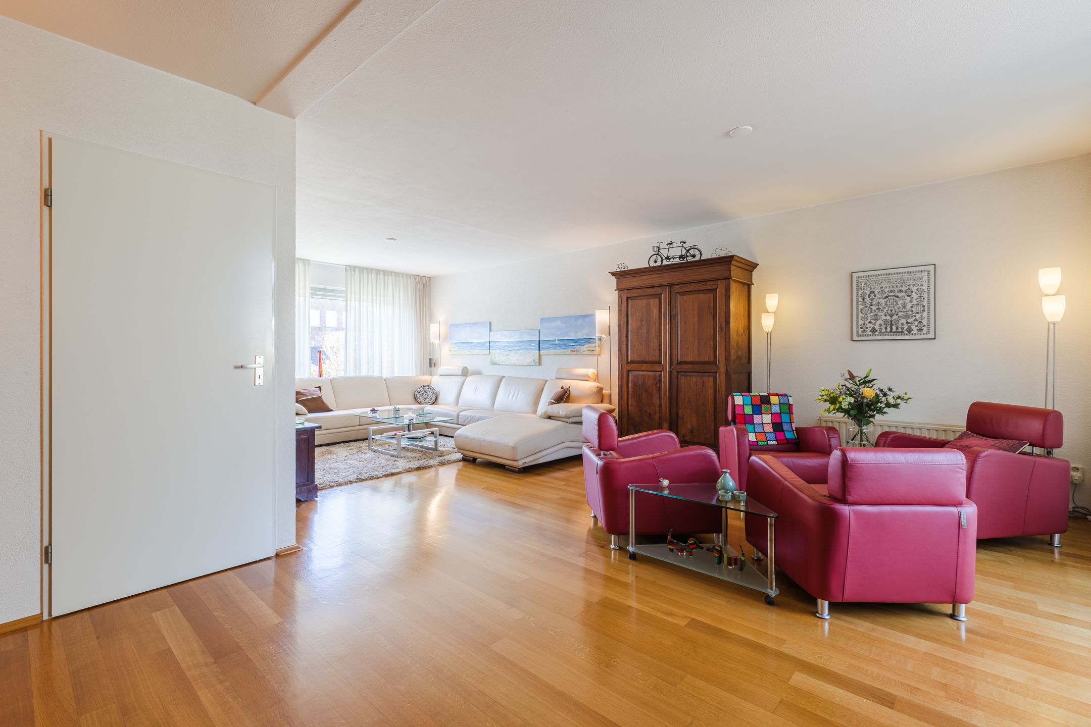 Photo 12 of Schoutlaan 38