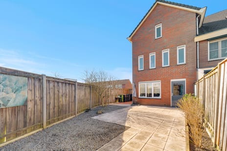 Palet 20 tertiary image