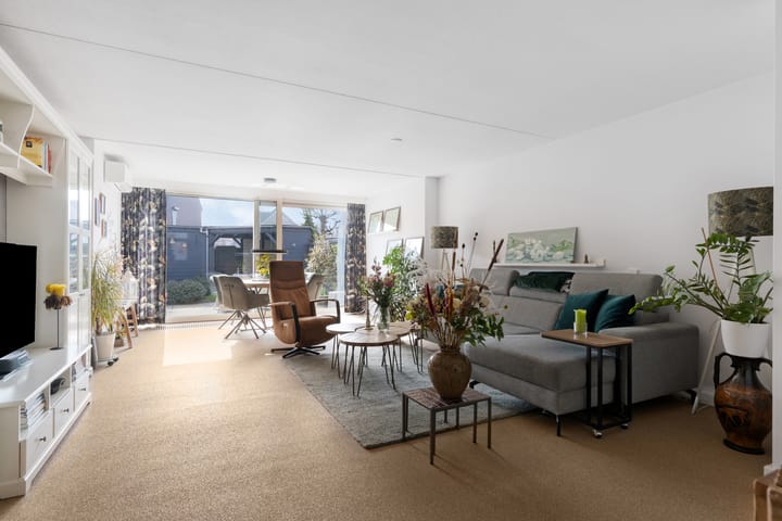 Foto 2 van Waterhoen 25