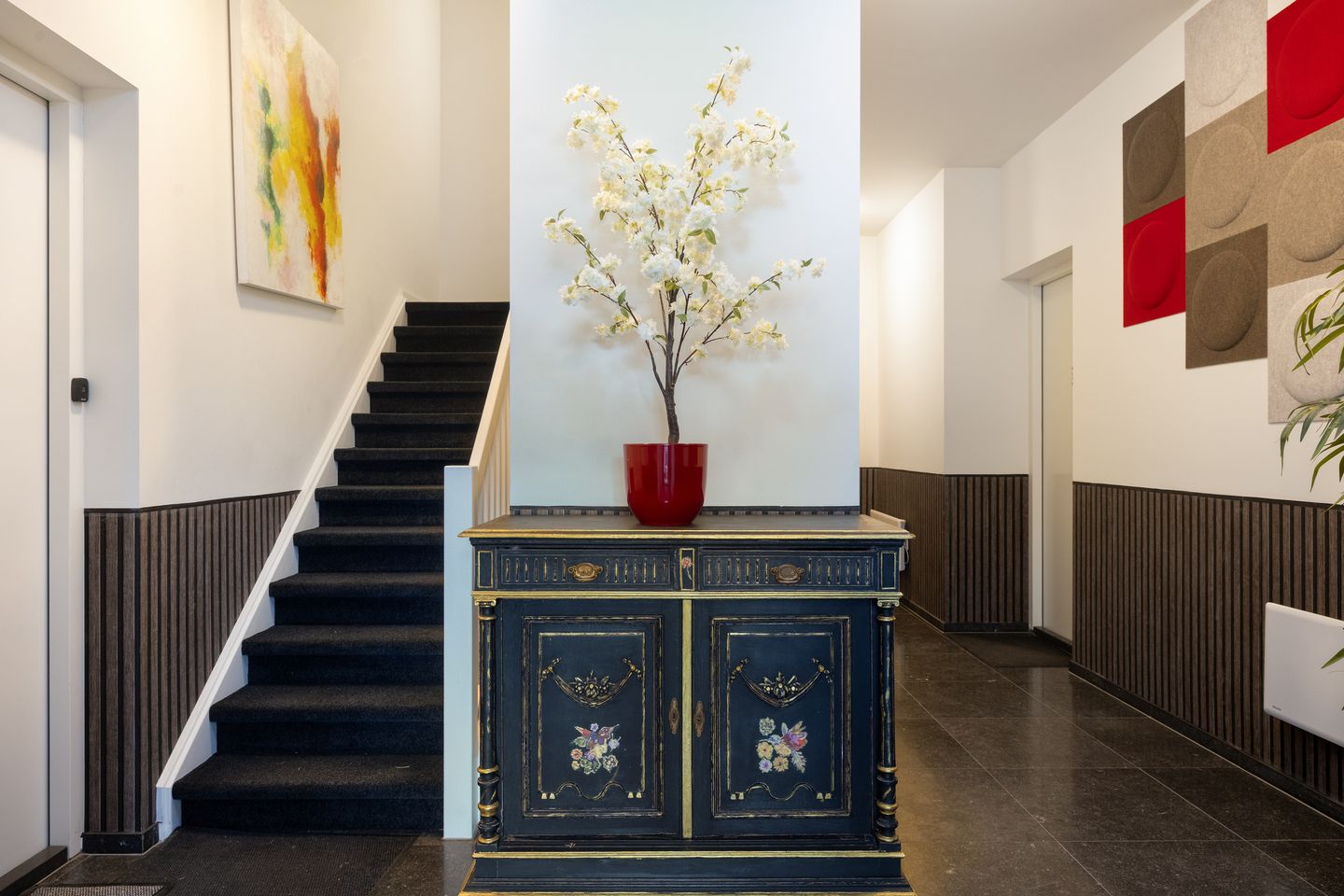 Photo 5 of Frans Douvenstraat 9-C