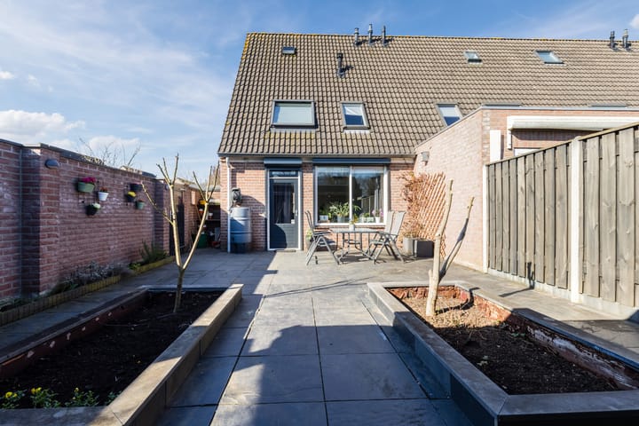 Foto 3 van Kruisbes 2