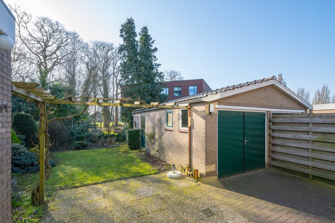 Foto 32 van Julianastraat 36