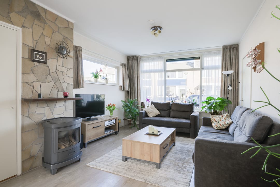 Foto 8 van Julianastraat 36