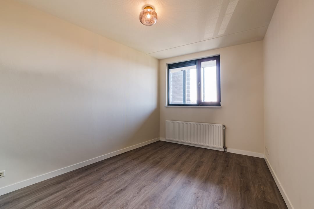 Photo 22 of Perzikstraat 56