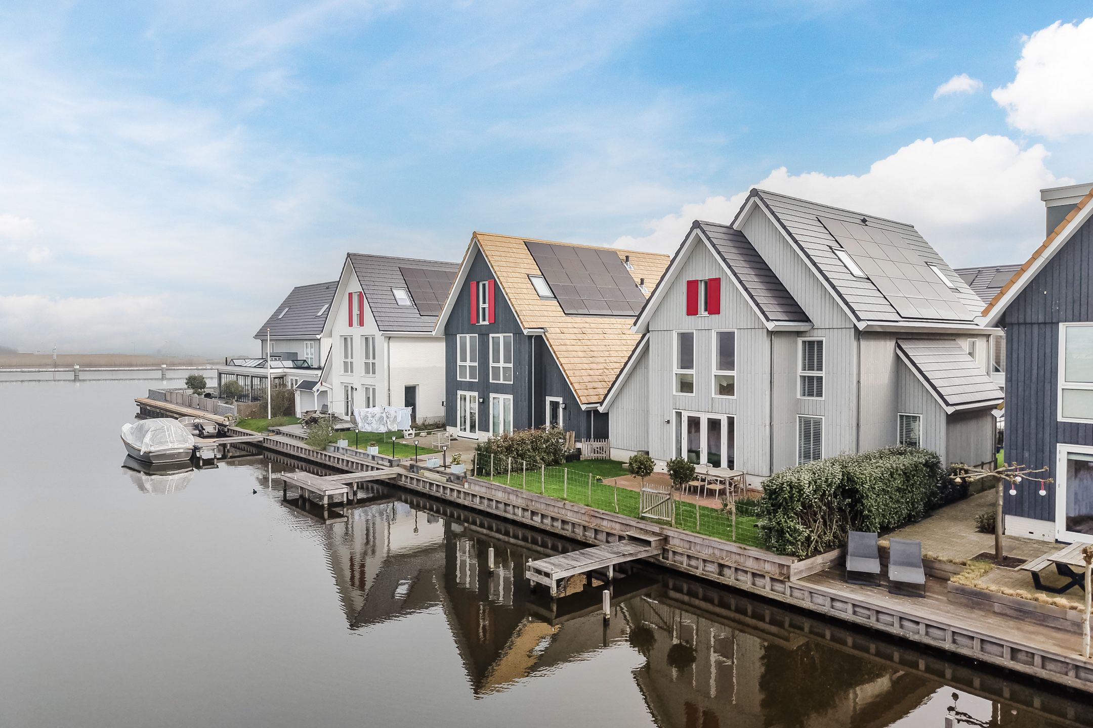 Buying a house in The Netherlands., Atlantis 23