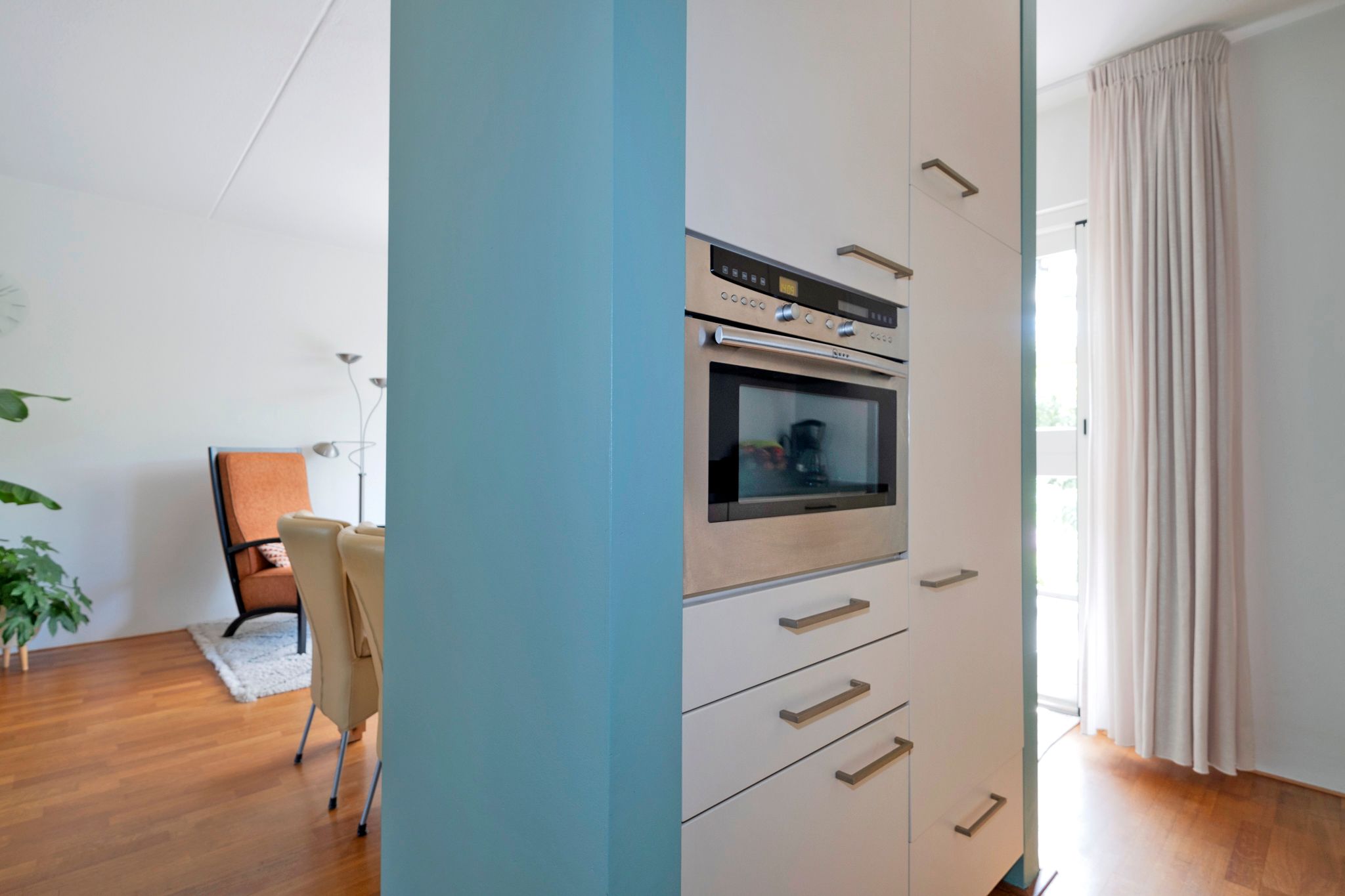 Photo 9 of De Made 3