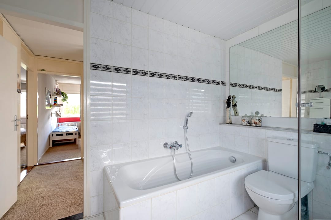 Photo 23 of De Made 3