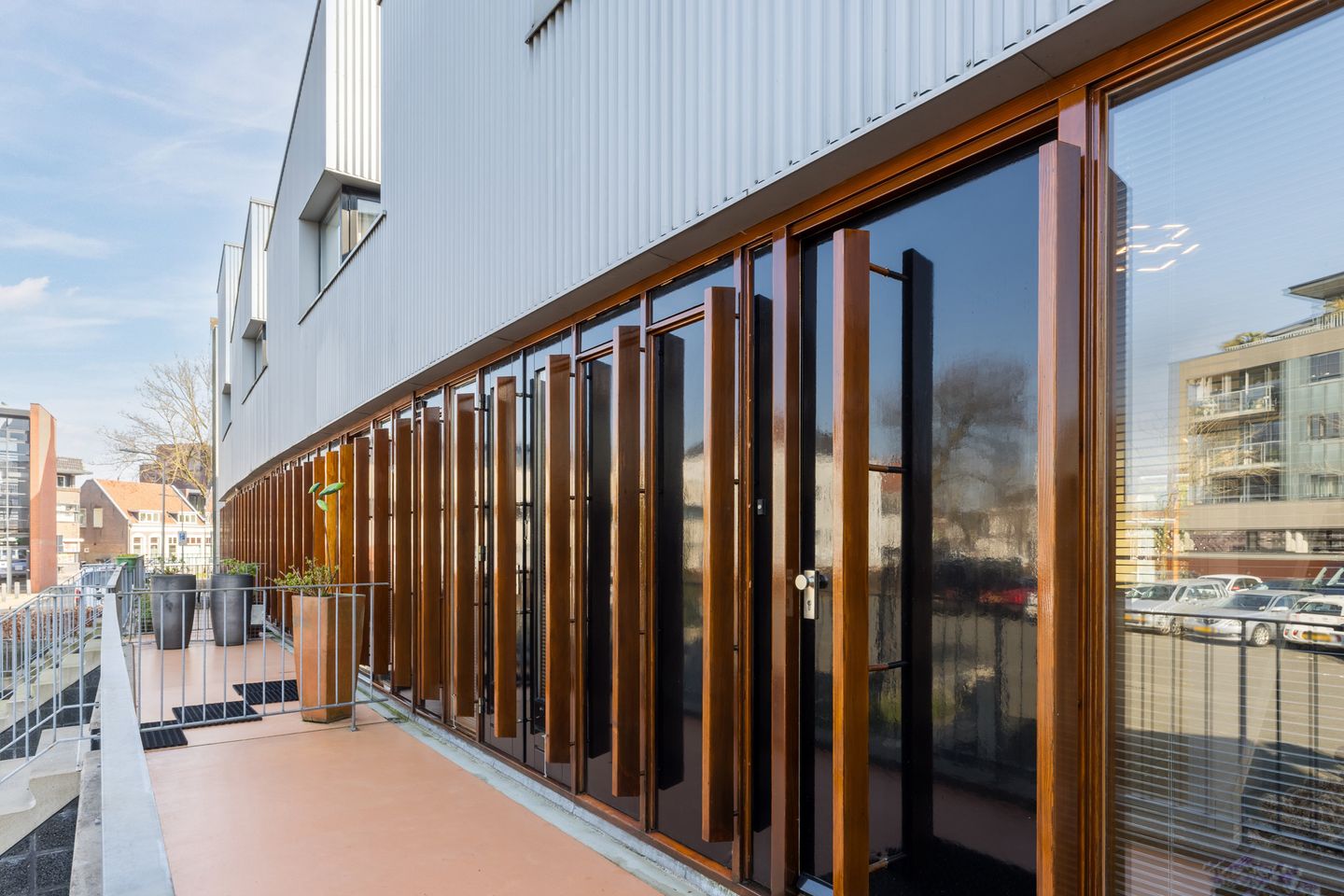 Photo 35 of Mr. J.H. de Pontplein 27