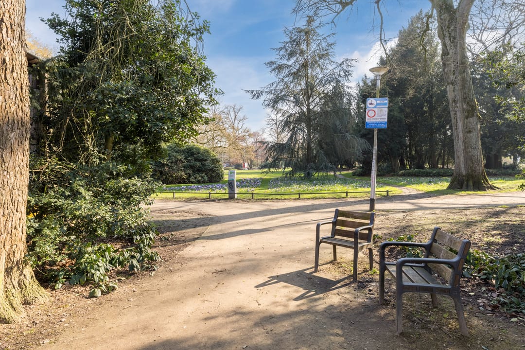 Photo 41 of Mr. J.H. de Pontplein 27