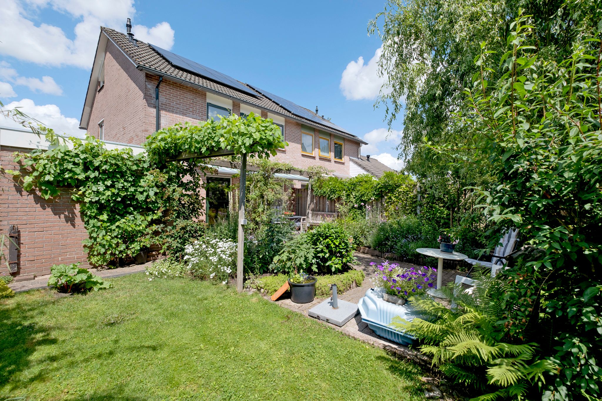 Photo 36 of De Made 3