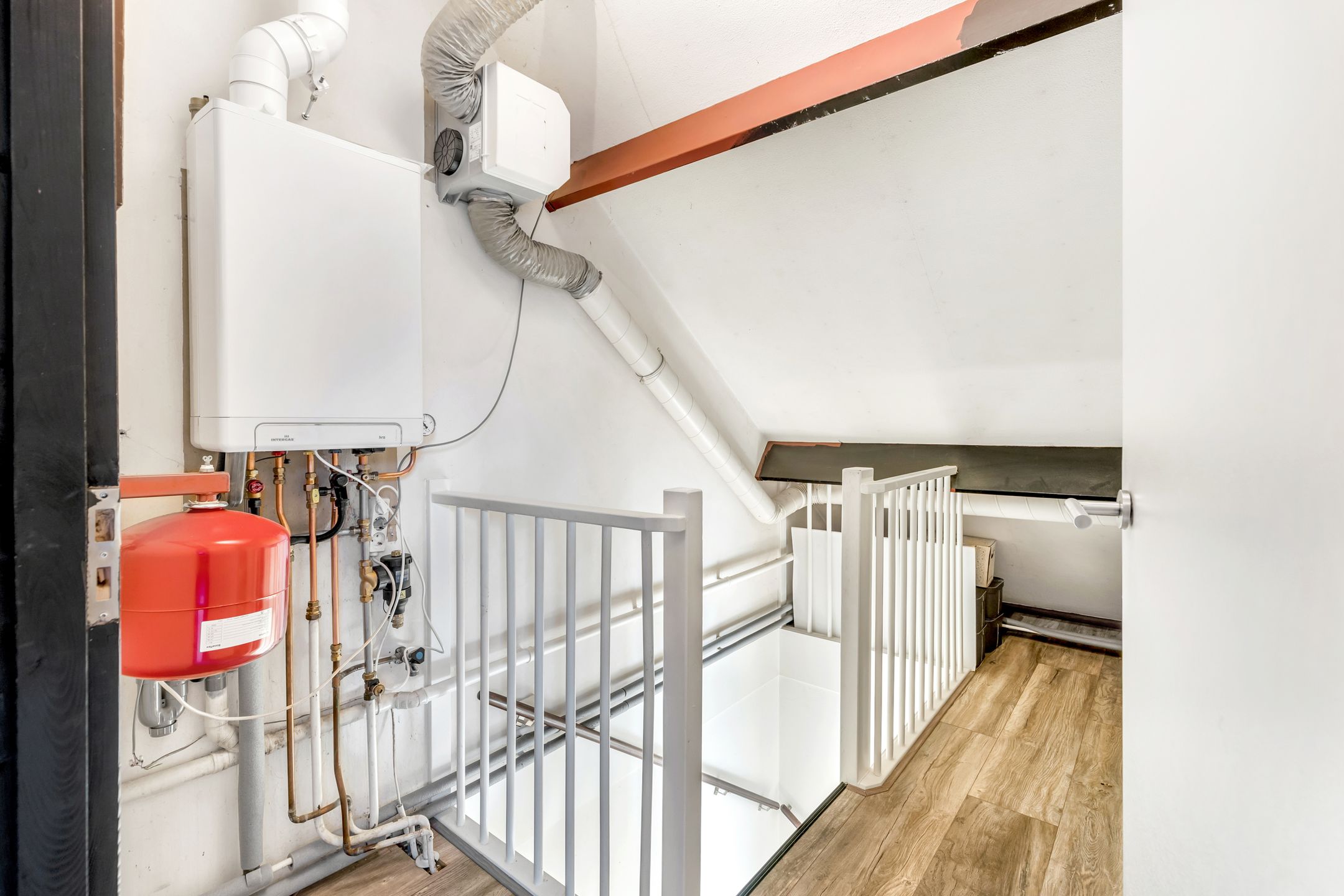Spacious Characteristic Wooden Residence in Prime Zeewolde Location — 29