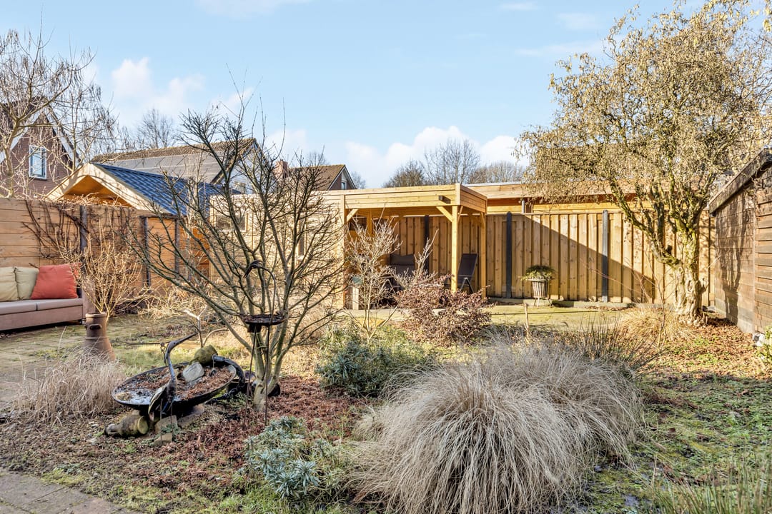 Spacious Characteristic Wooden Residence in Prime Zeewolde Location — 36