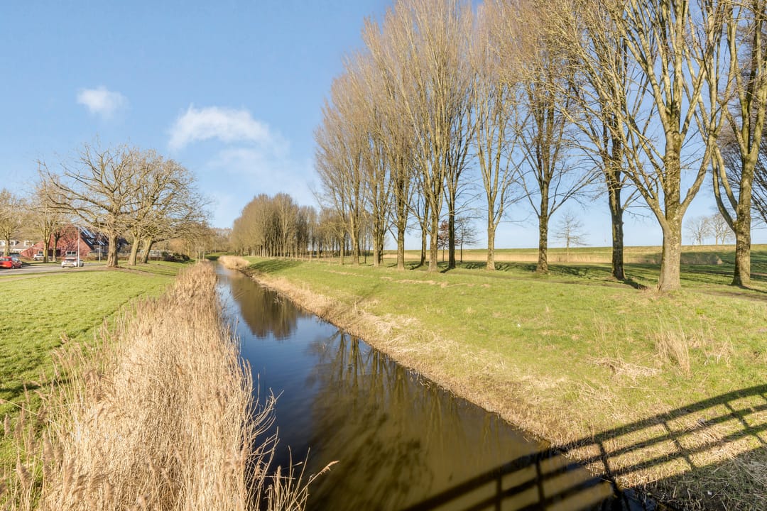 Spacious Characteristic Wooden Residence in Prime Zeewolde Location — 42