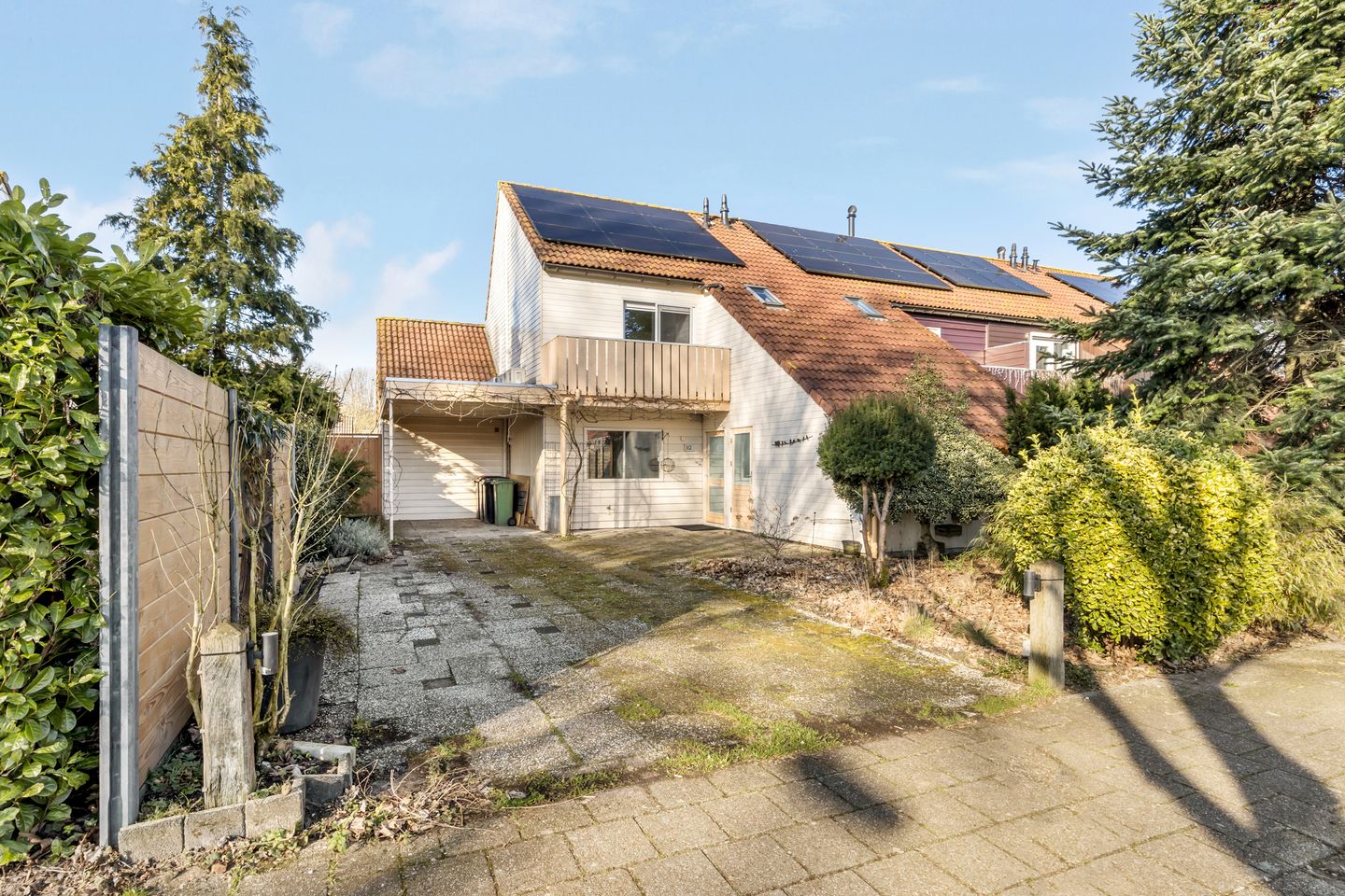 Spacious Characteristic Wooden Residence in Prime Zeewolde Location — 34