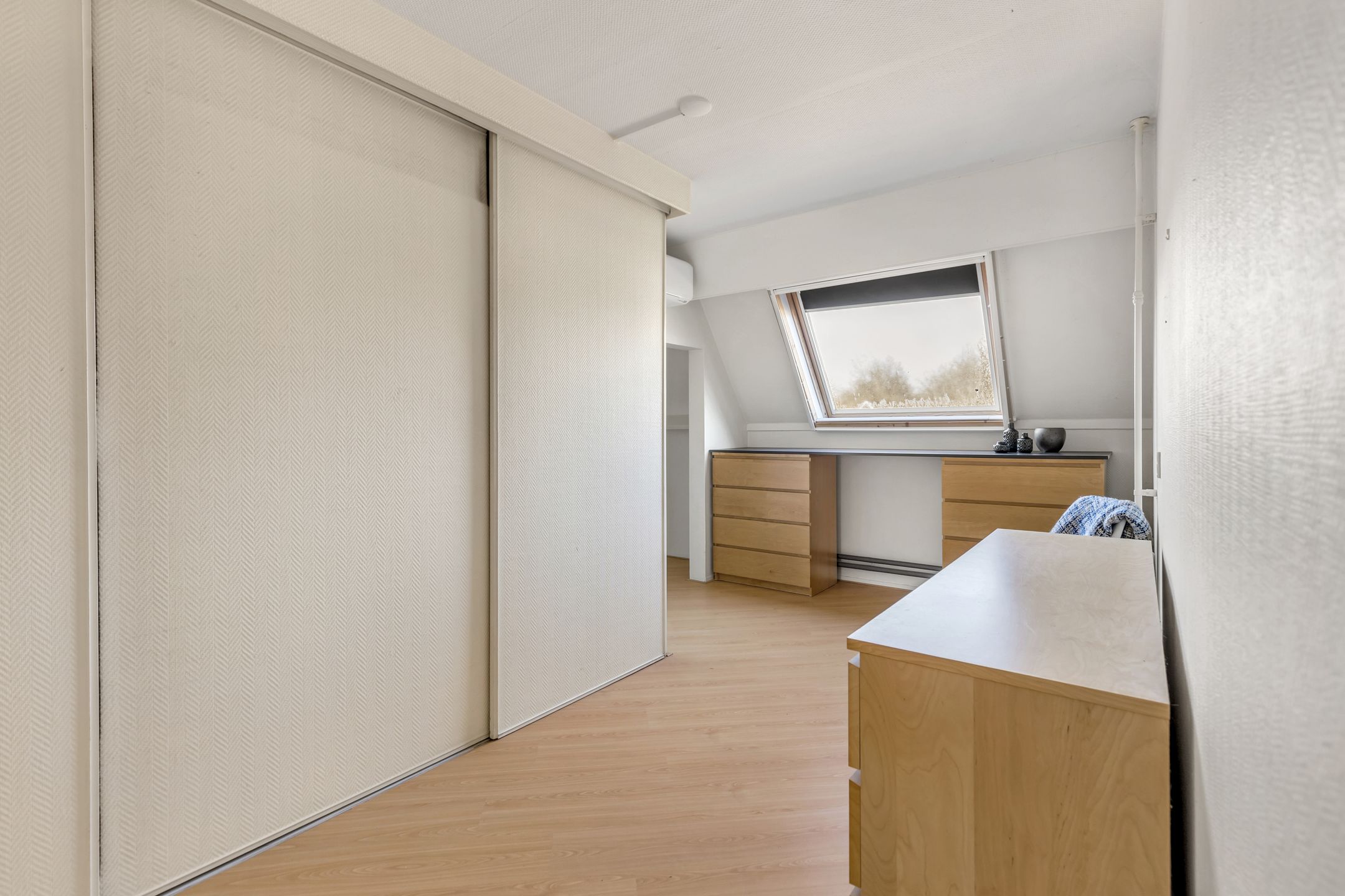 Spacious Characteristic Wooden Residence in Prime Zeewolde Location — 20