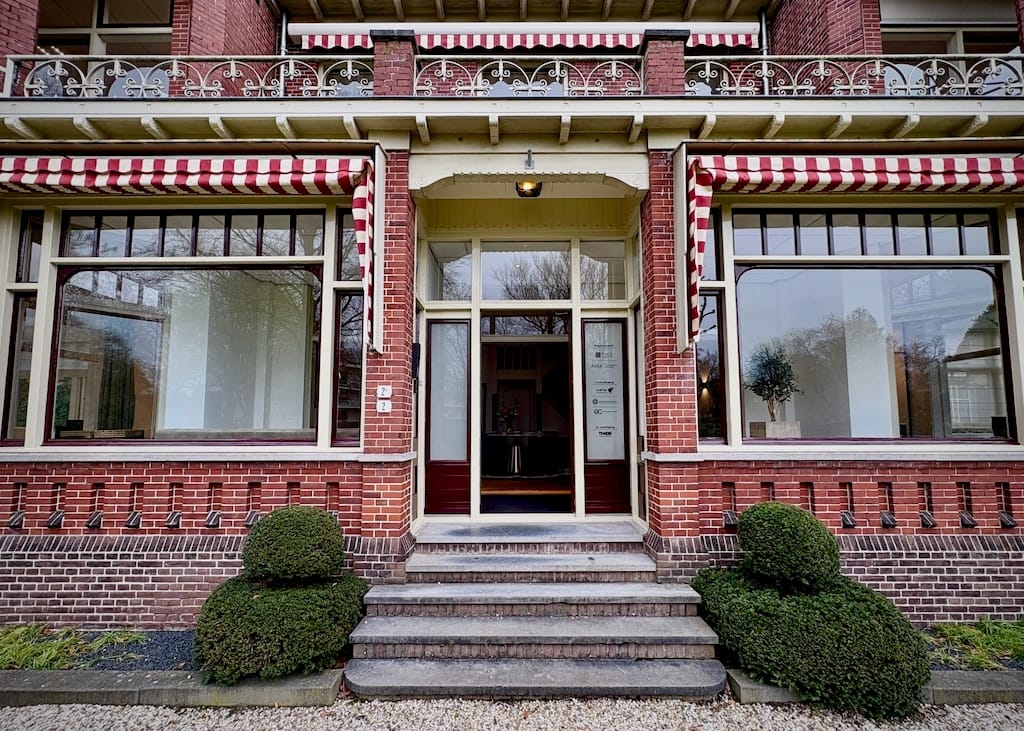 View photo 2 of Parklaan 2