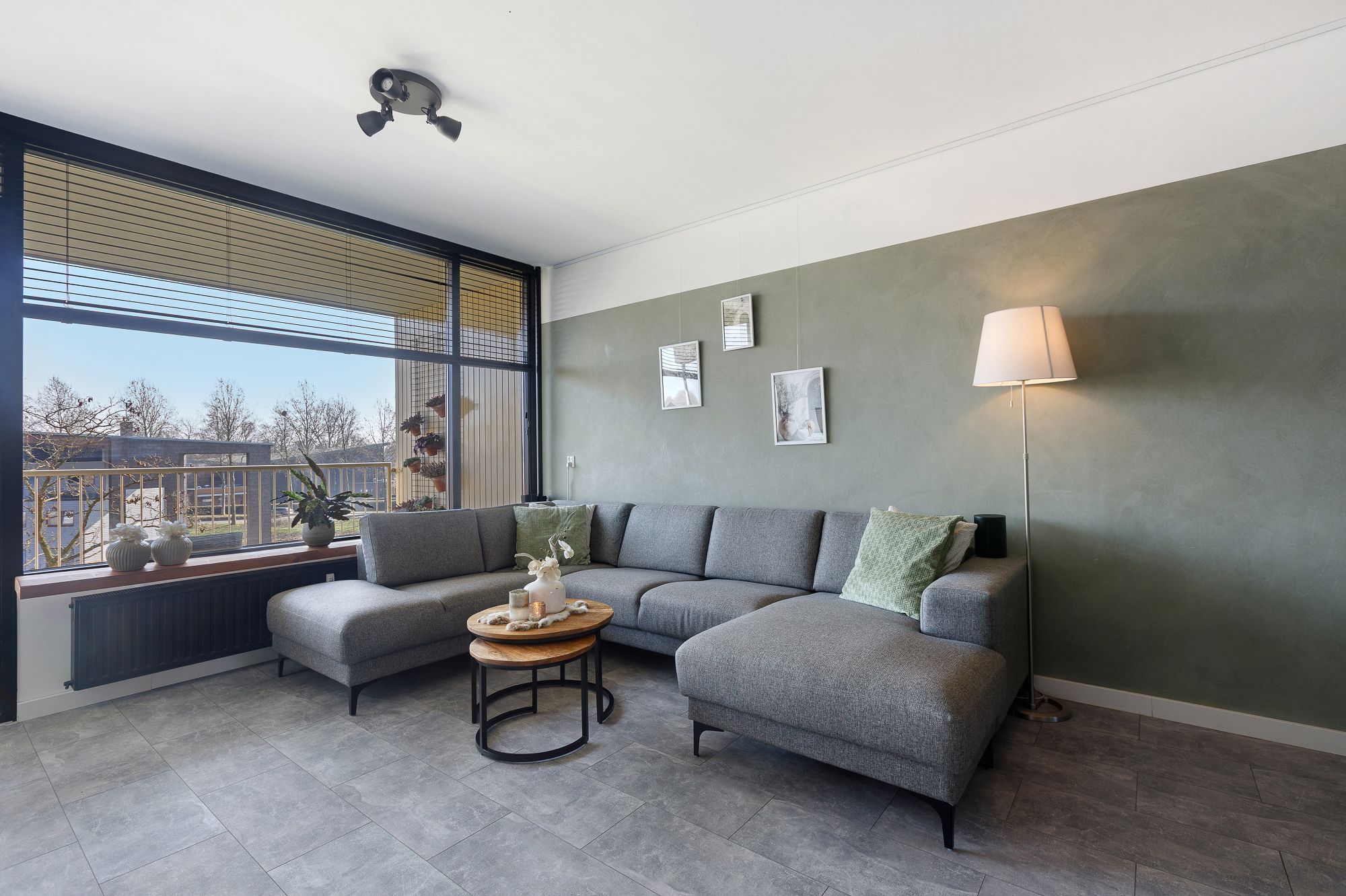 Foto 9 van Zuiderkruis 250