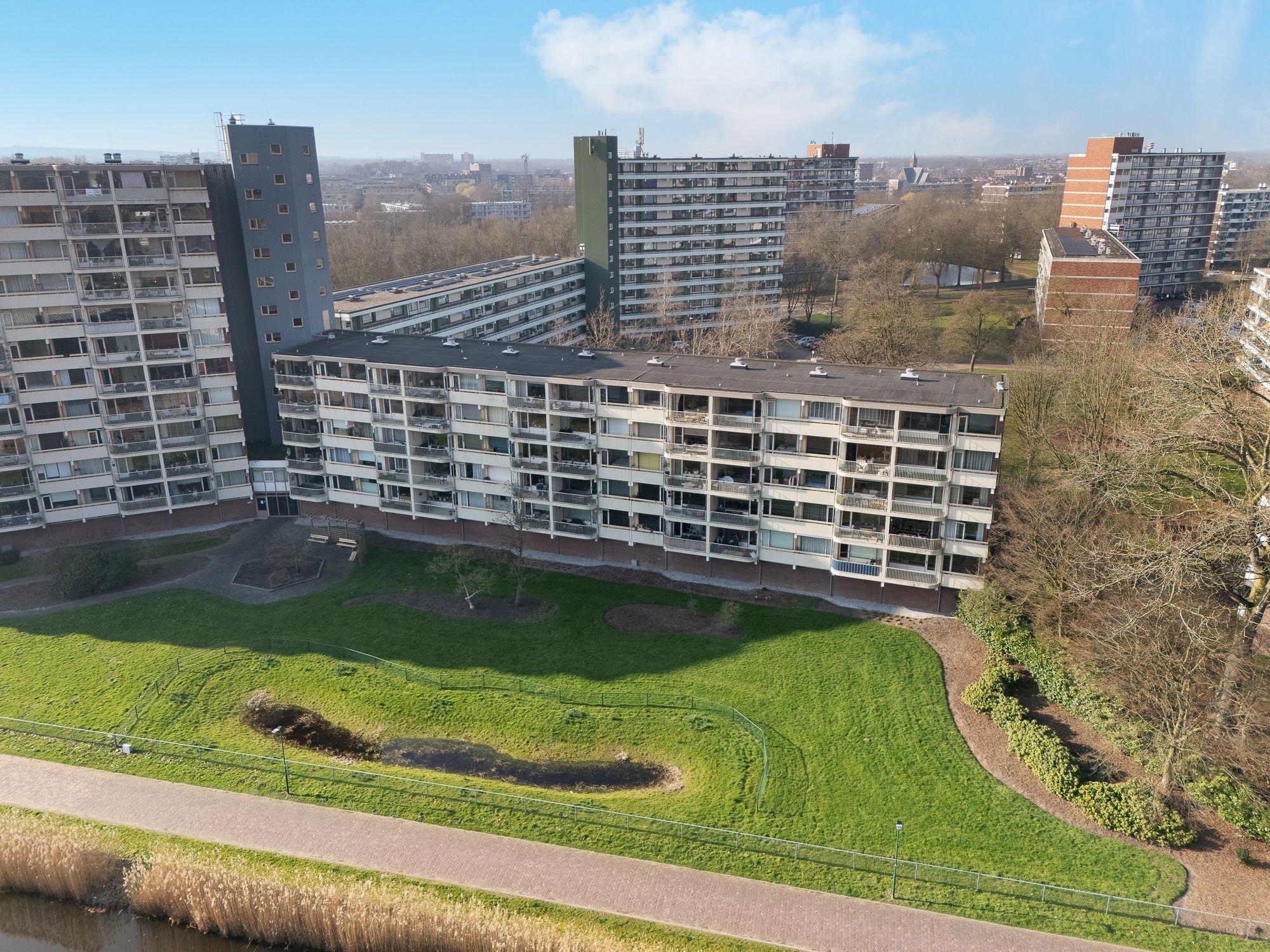 Foto 18 van Zuiderkruis 250