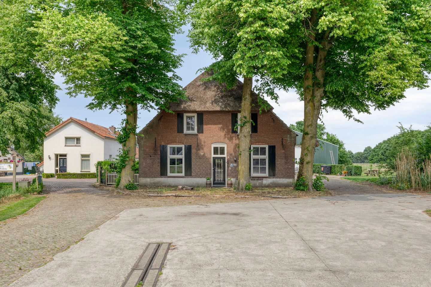 Bekijk foto 2 van Jan van den Boomstraat 5