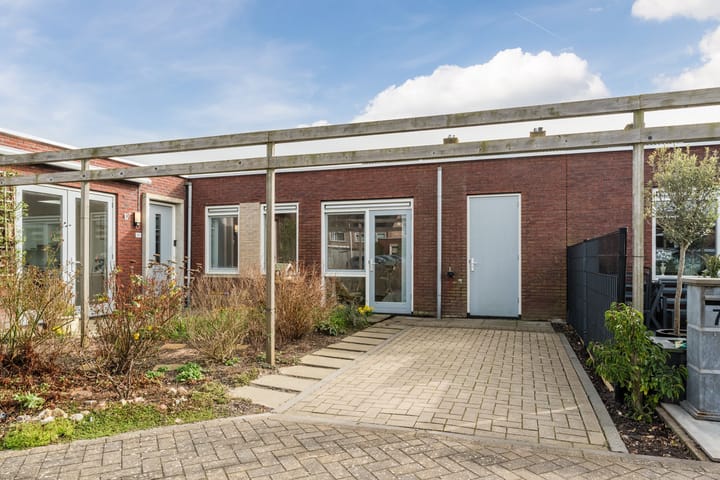 Photo 5 of Collegiantenstraat 76-A