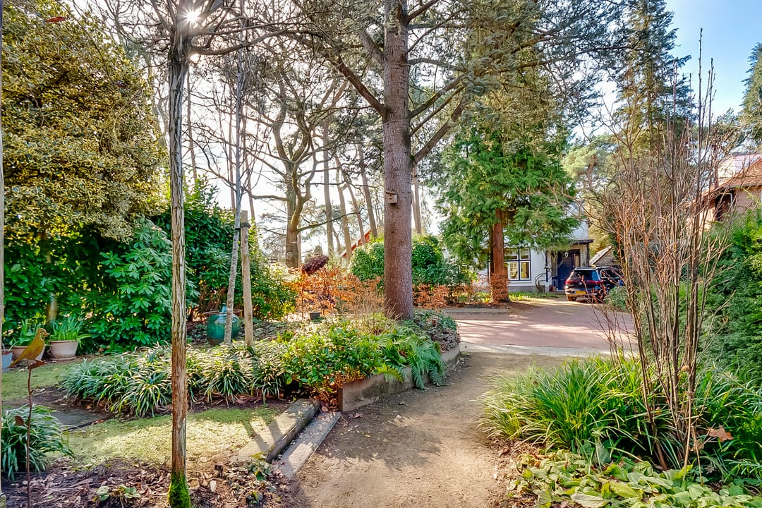 Photo 2 of Prins Hendrikweg 46