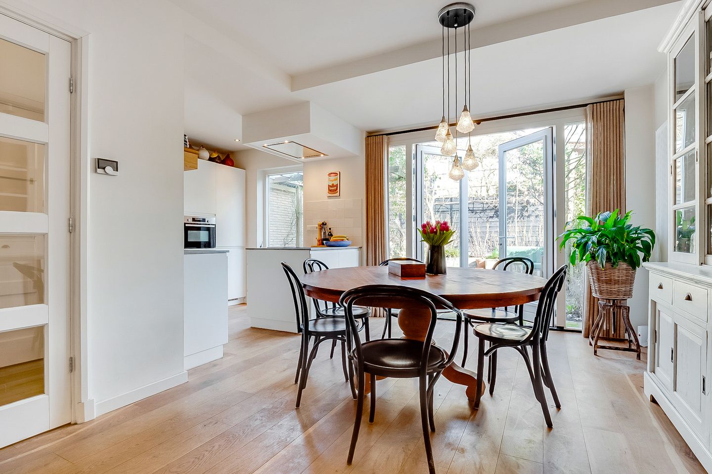 Photo 10 of Prins Hendrikweg 46