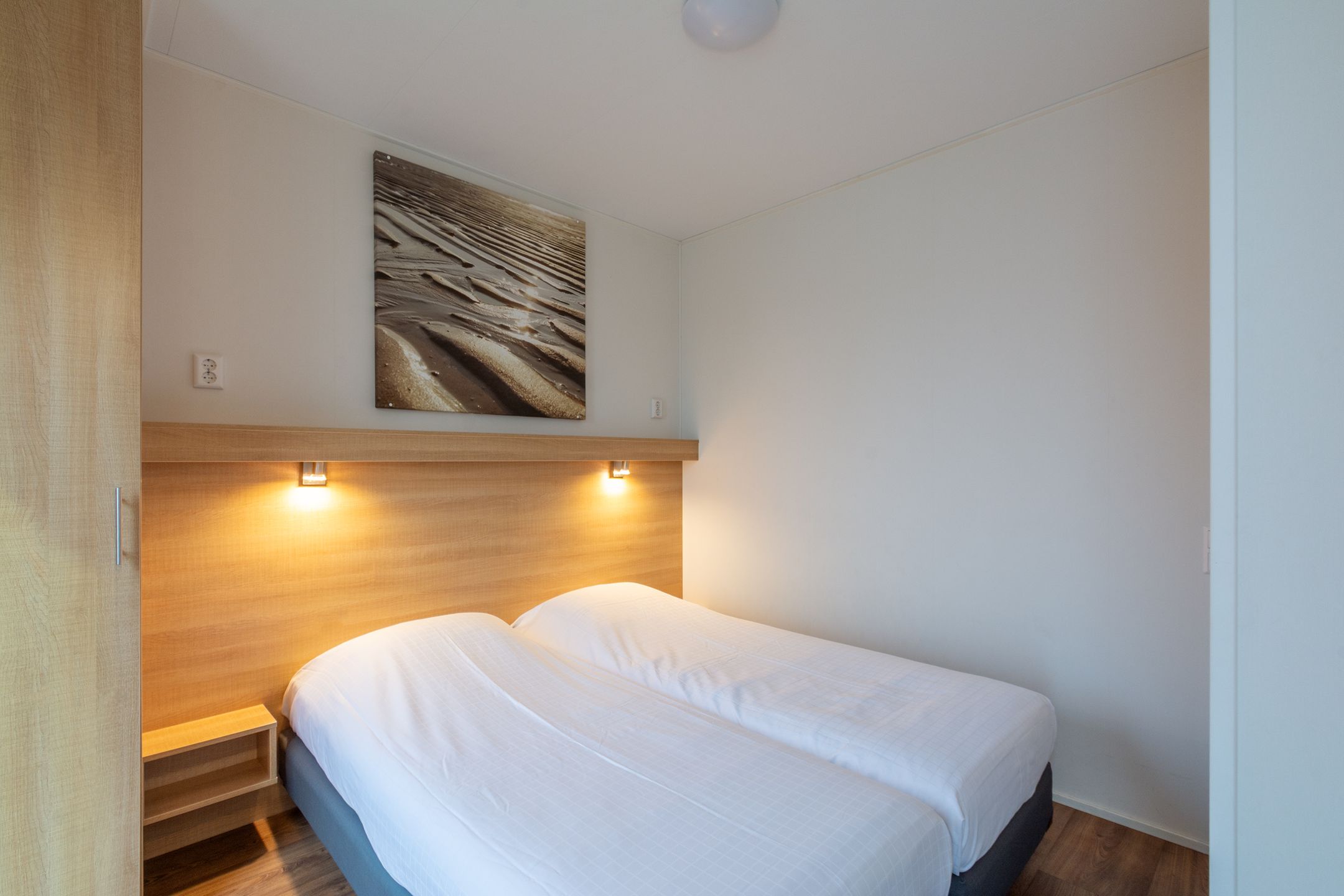 Photo 9 of Voorweg 5-AH52