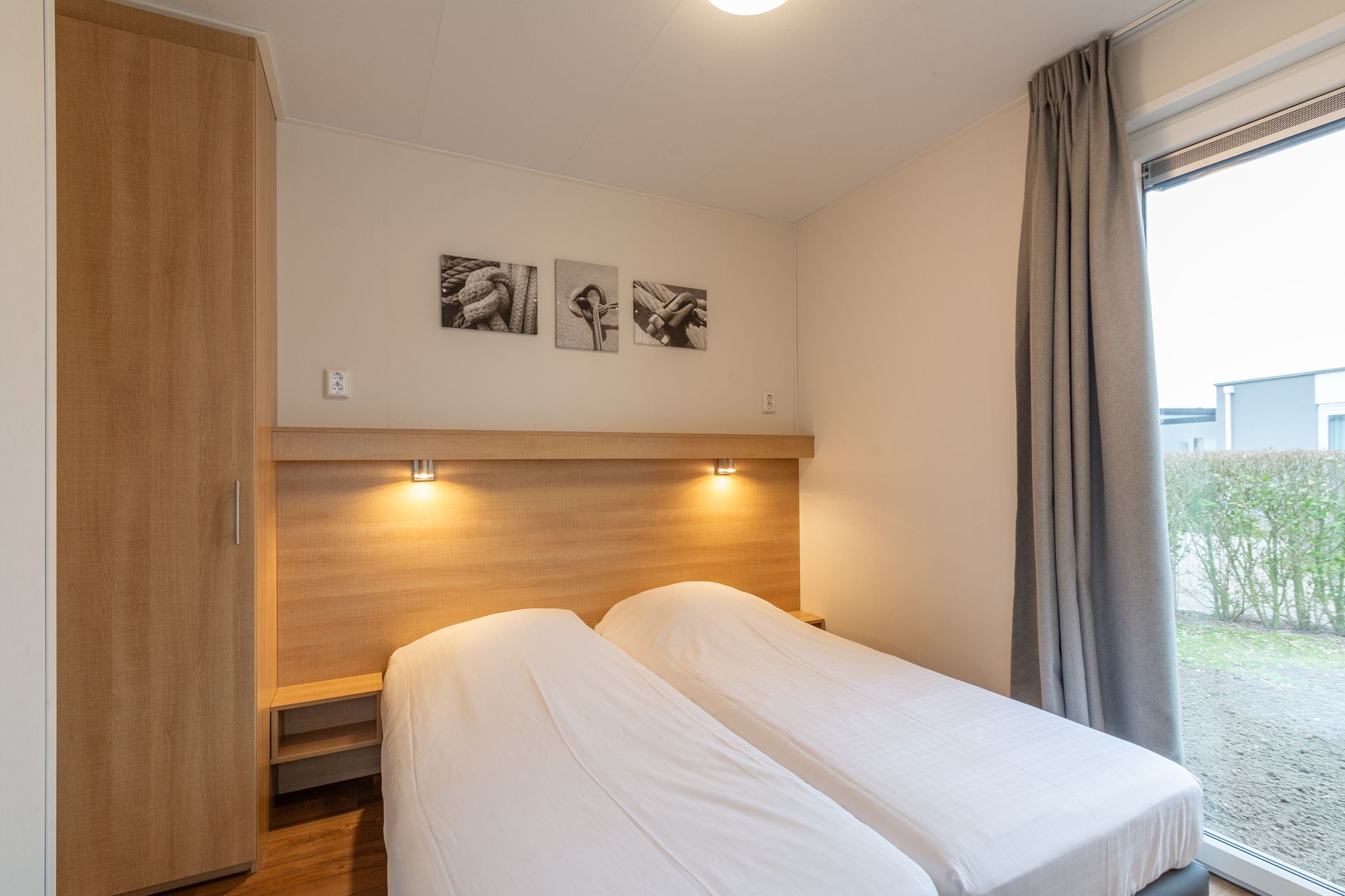 Photo 12 of Voorweg 5-AH52