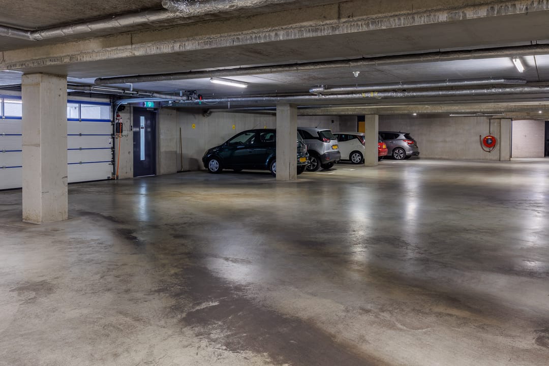 Foto 31 van Bijenkorf 10