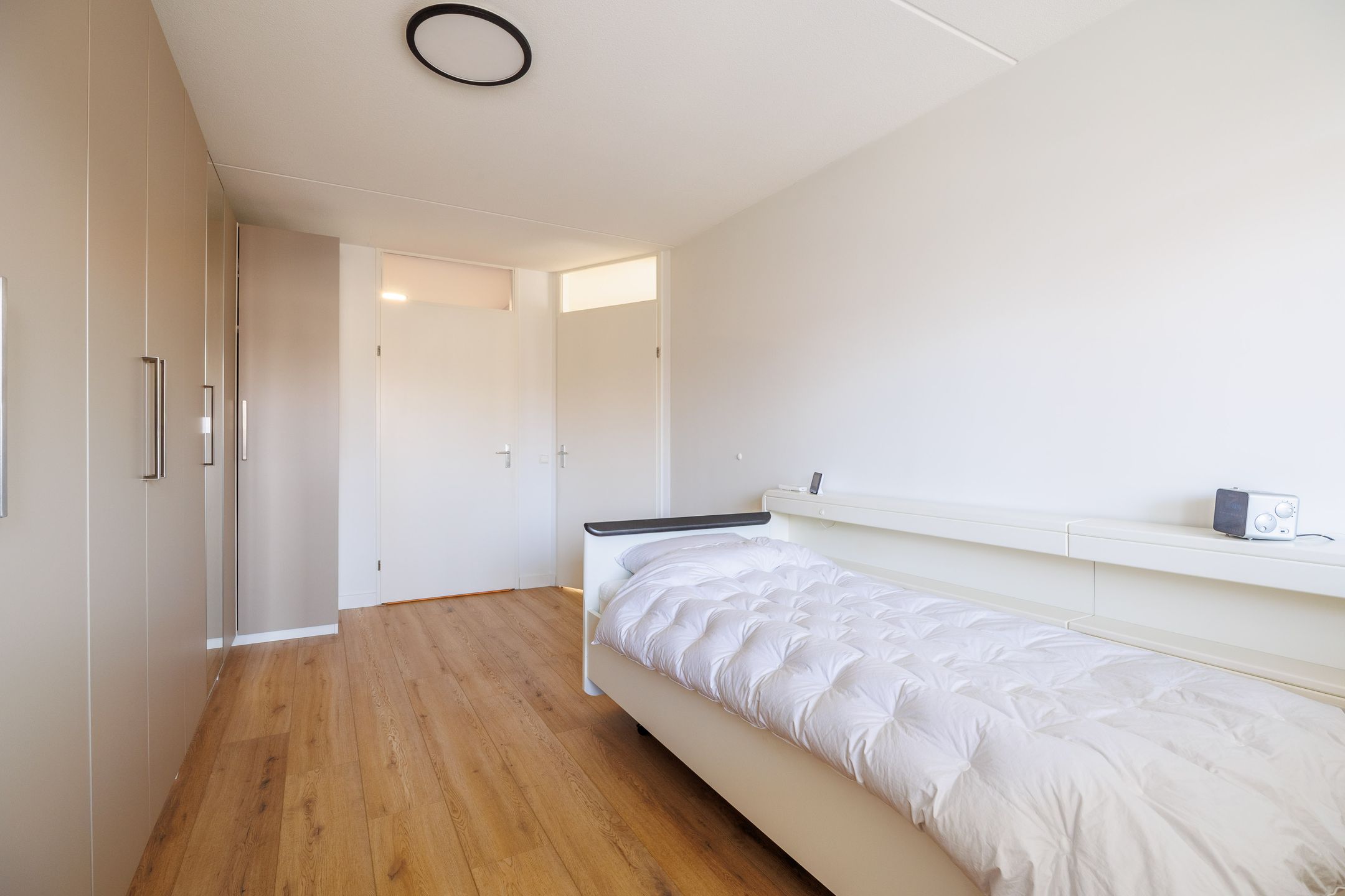 Foto 18 van Bijenkorf 10