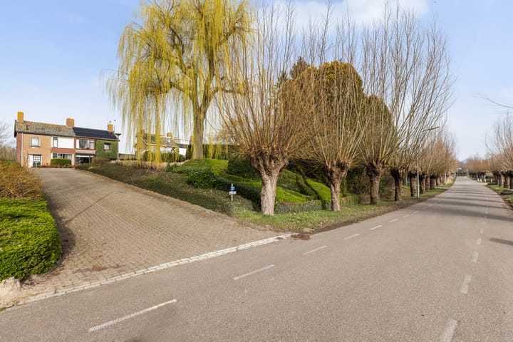 Foto 2 van Veerweg 10