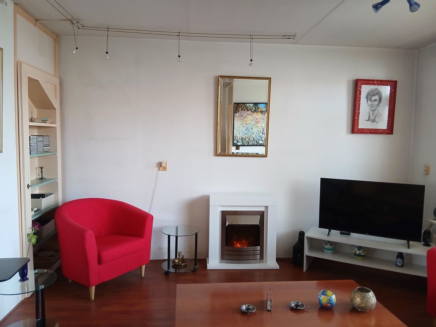 Spacious terraced house with four bedrooms and unobstructed views in Zwaag — 12