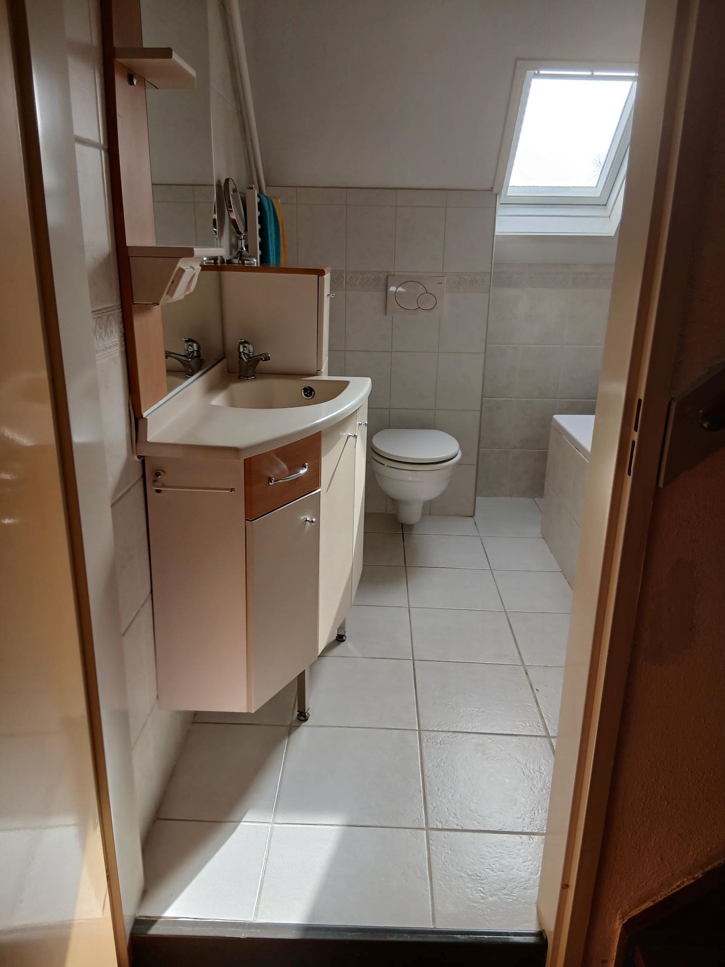 Spacious terraced house with four bedrooms and unobstructed views in Zwaag — 27