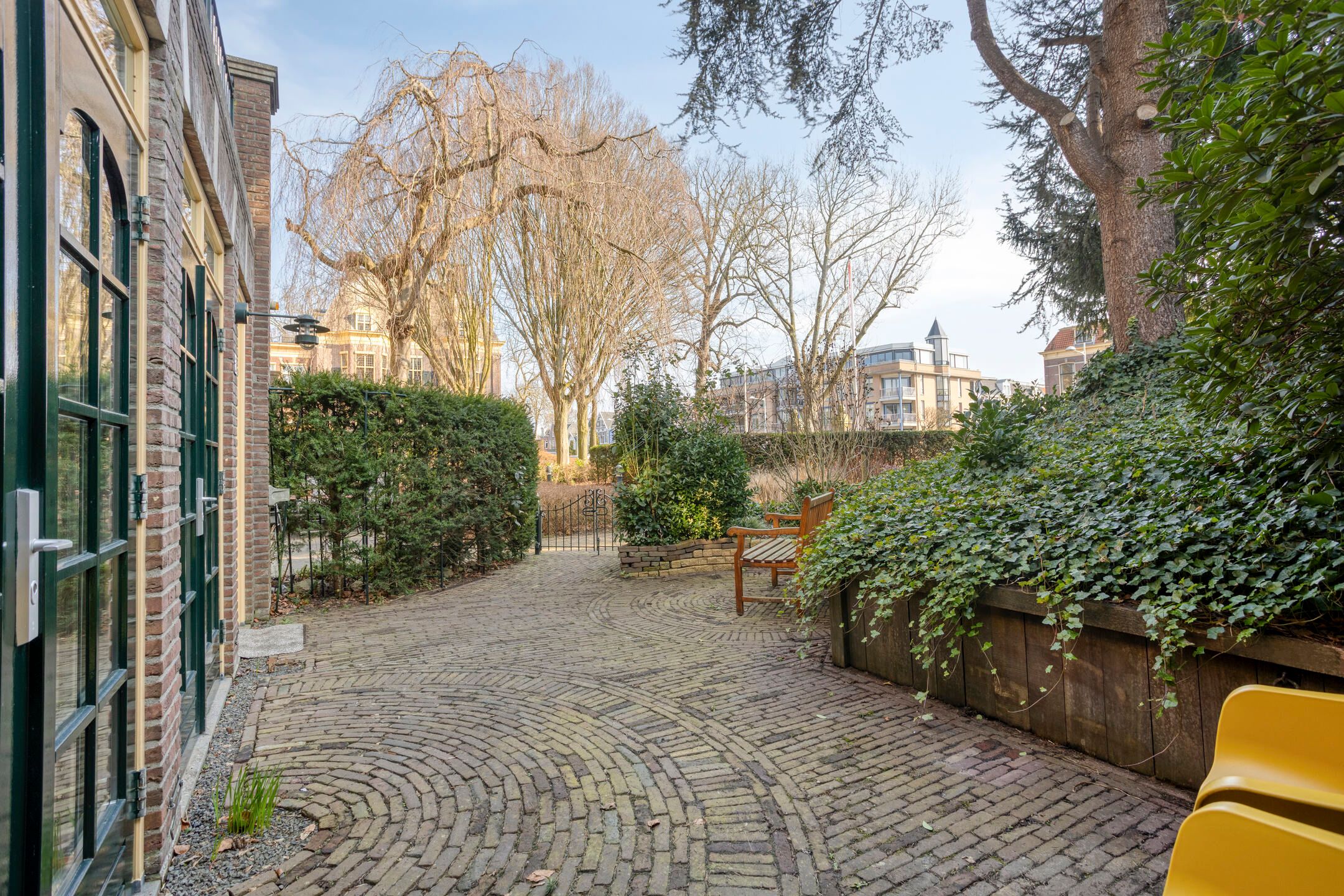 Foto 12 van Kennemerstraatweg 2-G