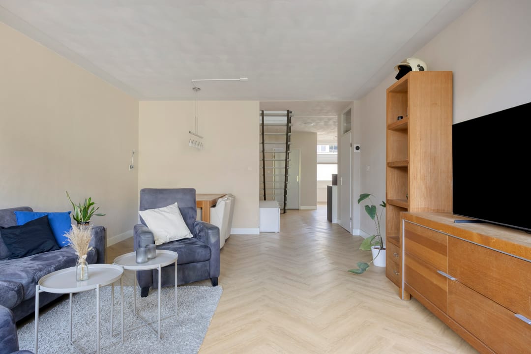 Foto 23 van Adelaartlaan 57