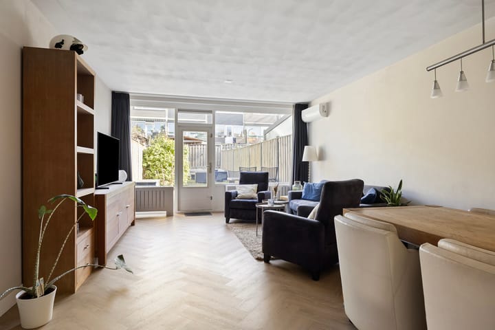 Foto 2 van Adelaartlaan 57