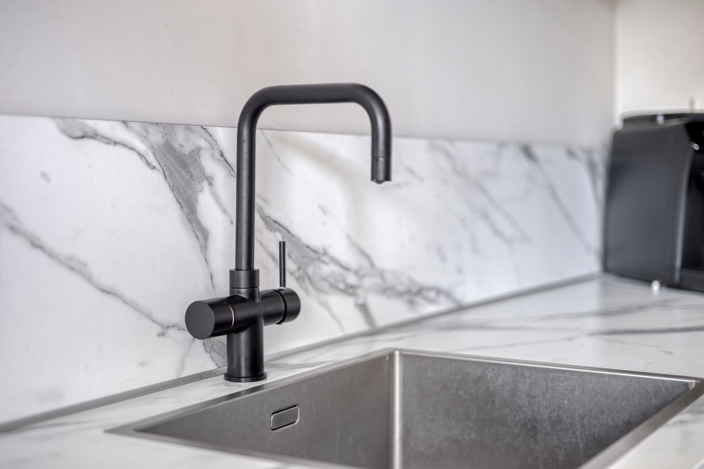 Foto 20 van Adelaartlaan 57