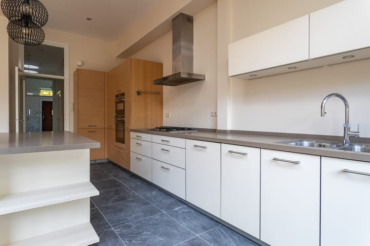 Photo 5 of Jozef Israëlsplein 4