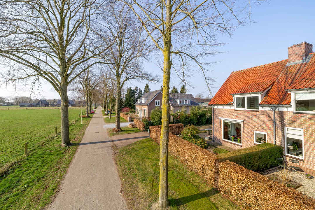 Eye-catching Life-cycle proof Semi-detached Home with Stunning Views — 27