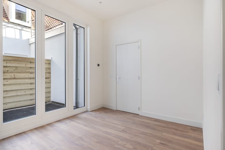 Photo 4 of Bagijnhof 36-A