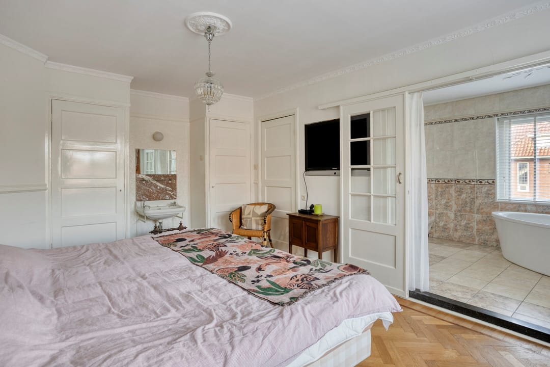 Photo 26 of Van Goghstraat 2