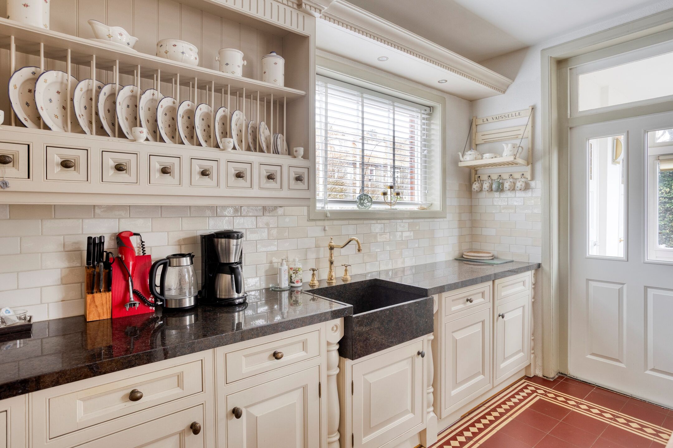 Photo 18 of Van Goghstraat 2